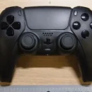 Foto del dualsense nero, test kit o retail?